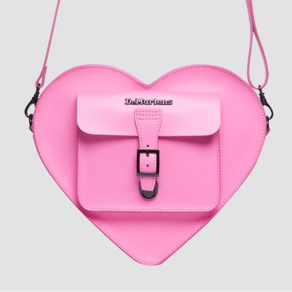 Dr. Martens Heart Crossbody Bag / Backpack